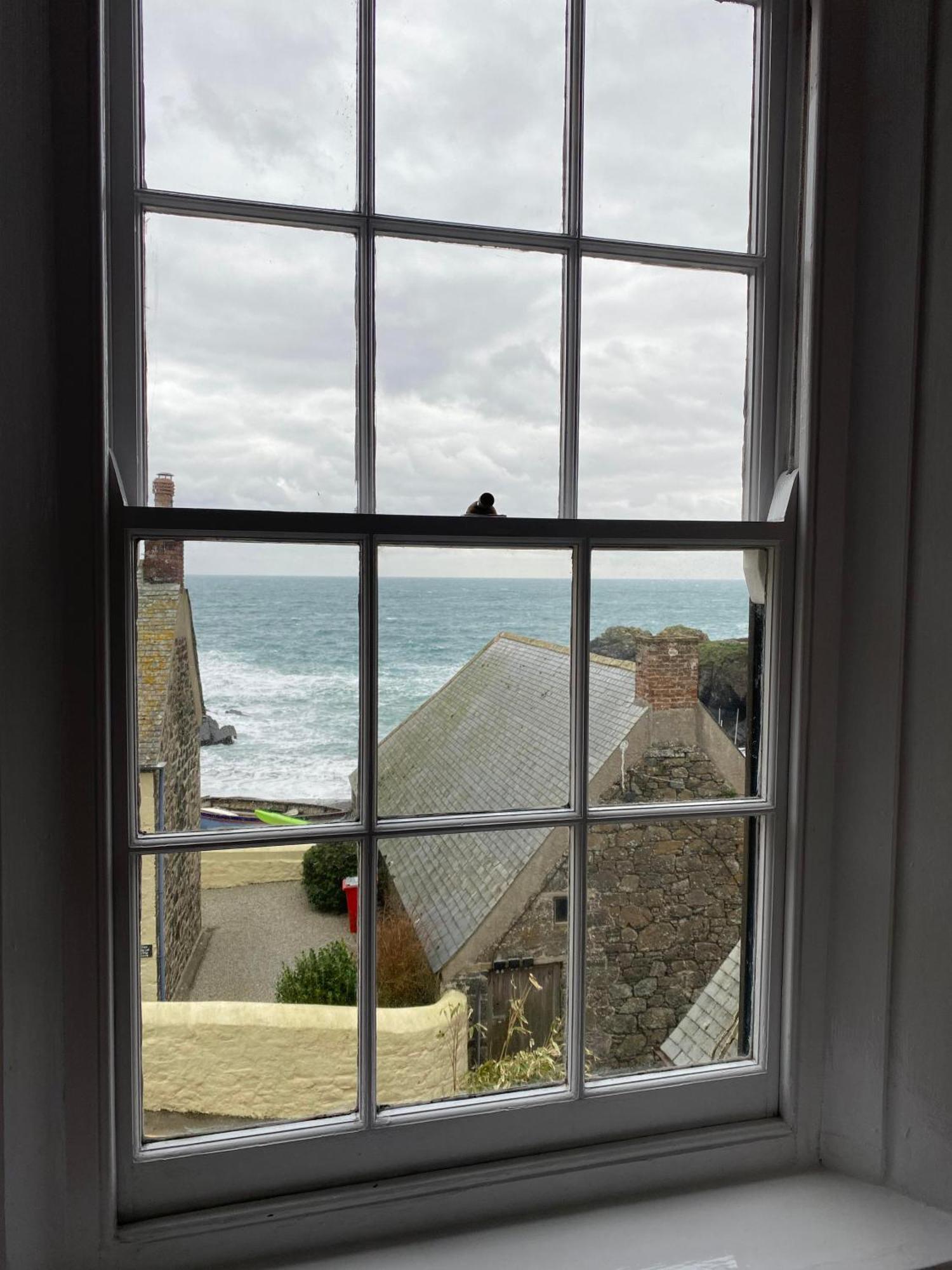 Cadgwith Cove Inn Pokoj fotografie