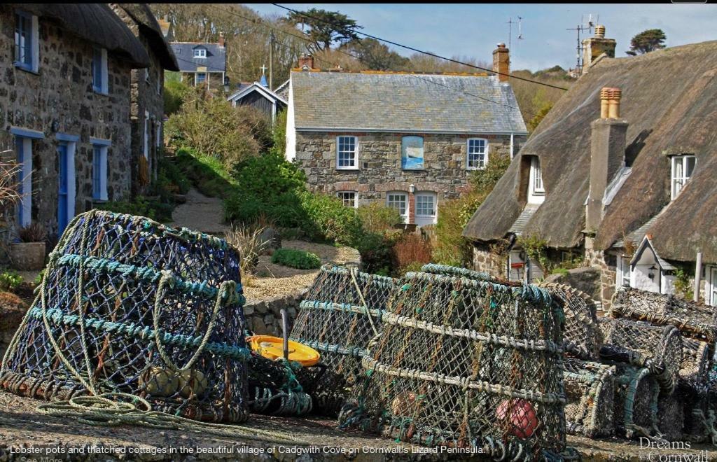 Cadgwith Cove Inn Exteriér fotografie